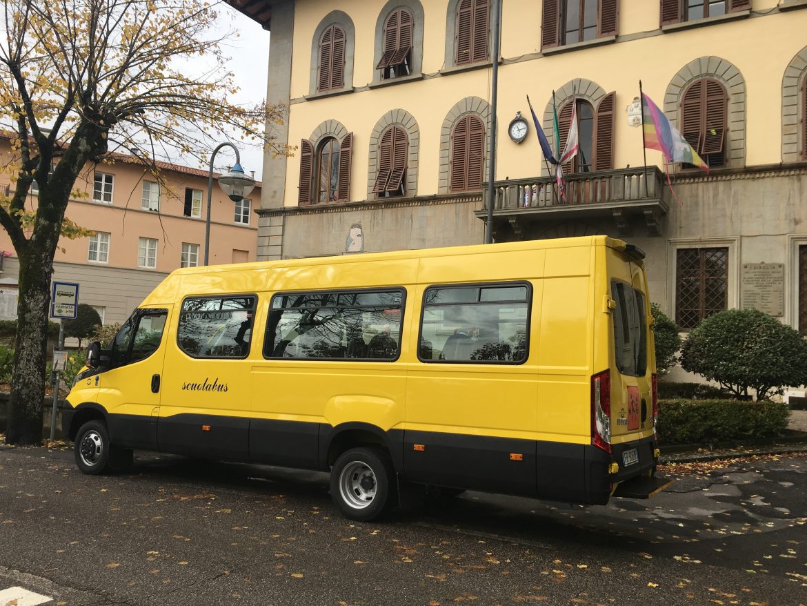 Nuovo scuolabus per gli alunni di Cavriglia Valdarno Oggi